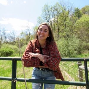 Meet your Posher, Veronica